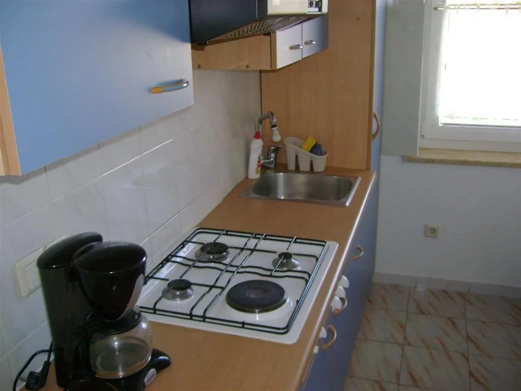 Apartment In Porec With Balcony, Air Conditioning, Wifi 819-2