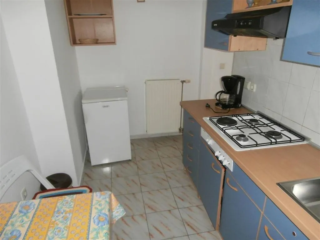Apartment In Porec With Balcony, Air Conditioning, Wifi 819-2 0*,